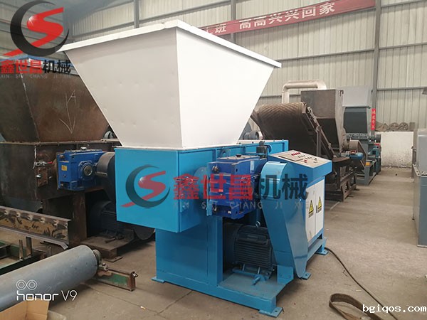 塑料地膜撕碎机