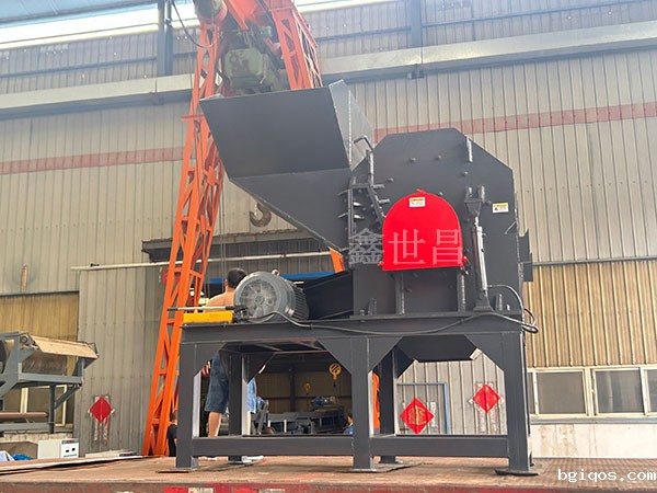 800型金属破碎机