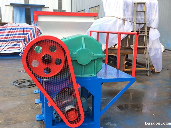 轮胎钢丝破碎机