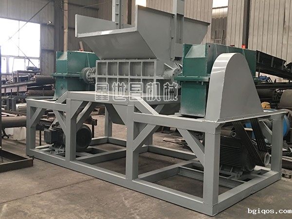 塑料桶双轴撕碎机