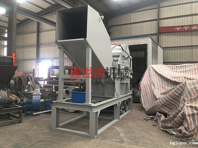 废旧汽车破碎机