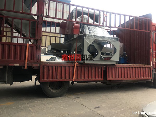 1300型铝箔破碎机