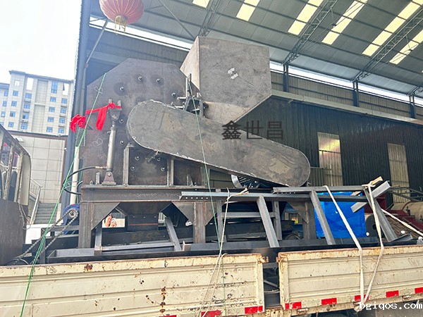 600型红牛罐破碎机